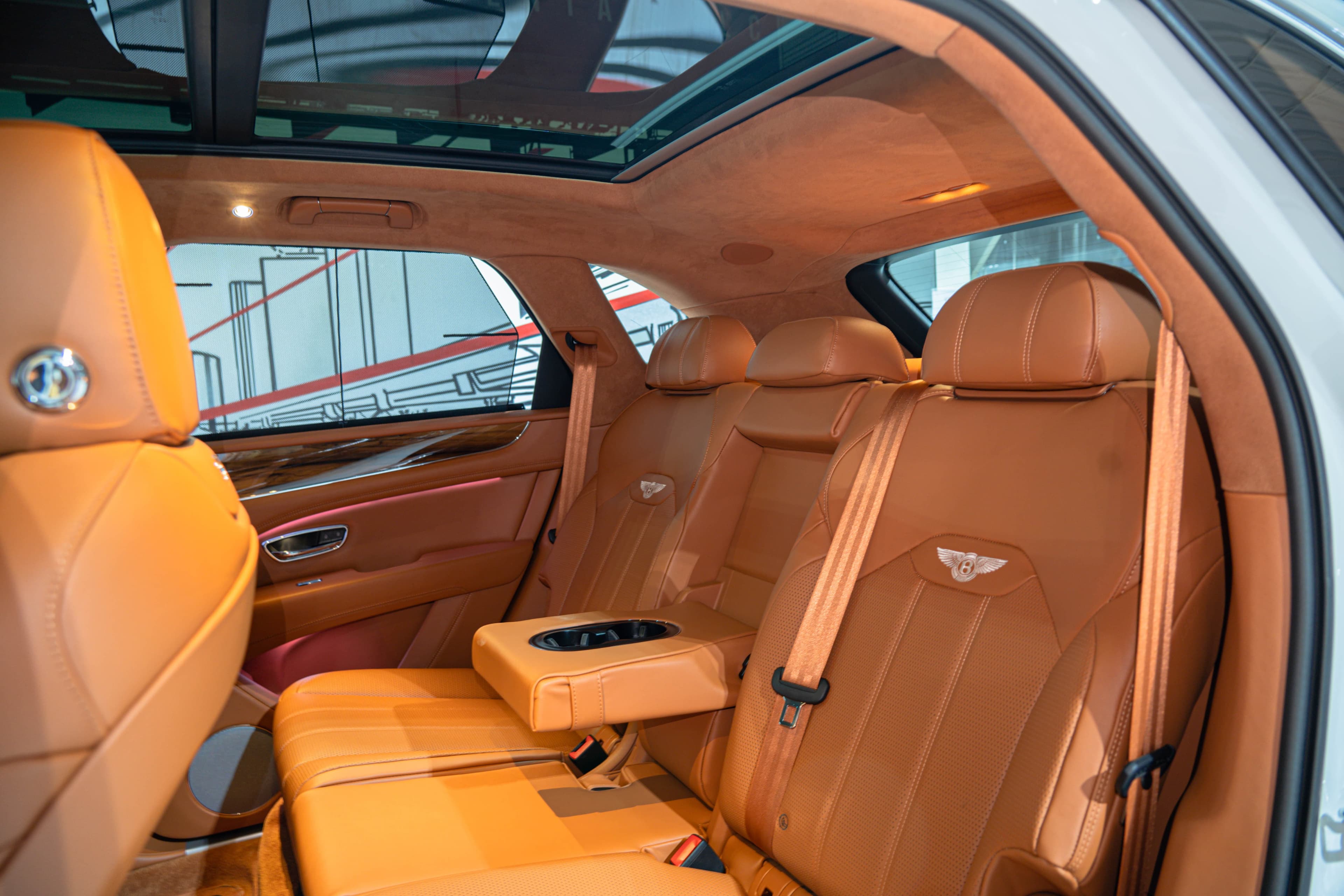 Bentley Bentayga - Image 2