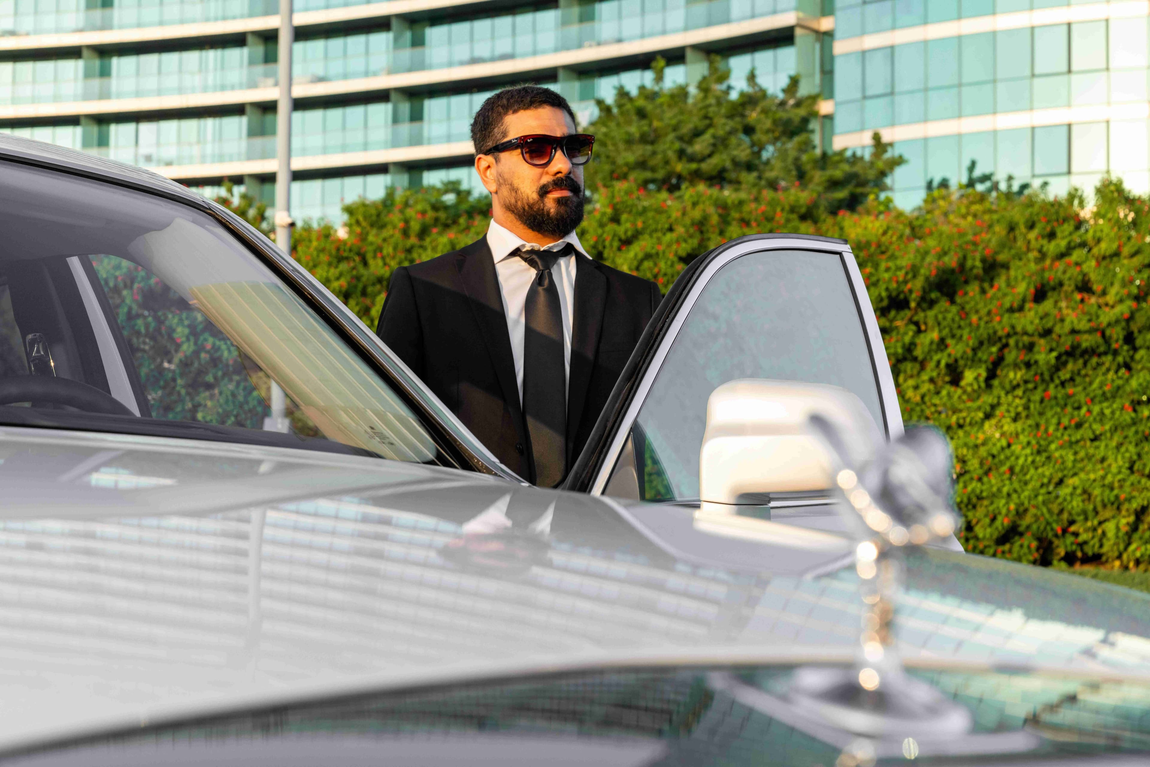 Luxury Limousine Service in Dubai Mall & Downtown Dubai